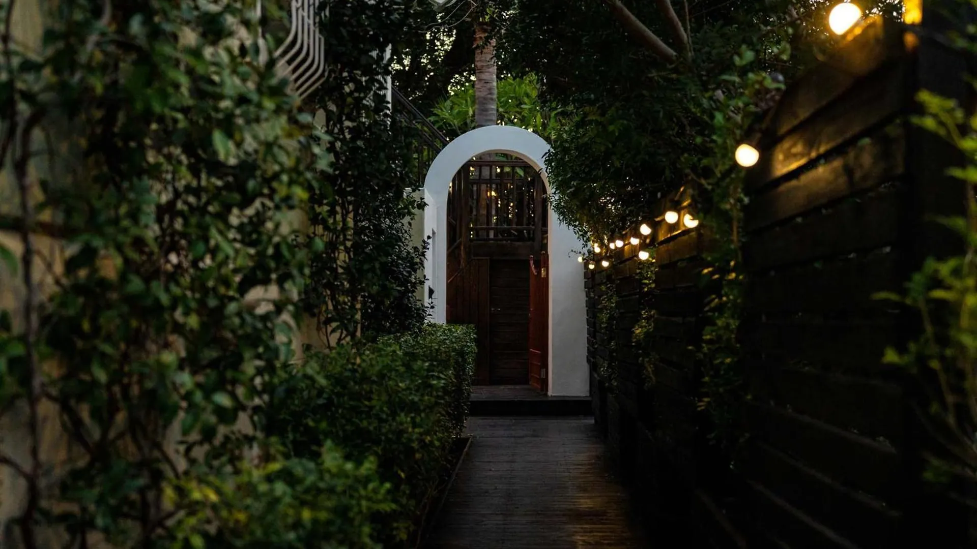 Green Point'S Eyrie - Indulge In An Urban Oasis Κέιπ Τάουν
