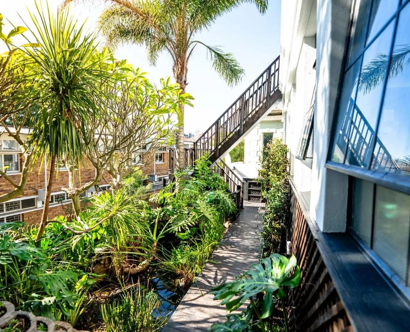 Green Point'S Eyrie - Indulge In An Urban Oasis Κέιπ Τάουν Διαμέρισμα