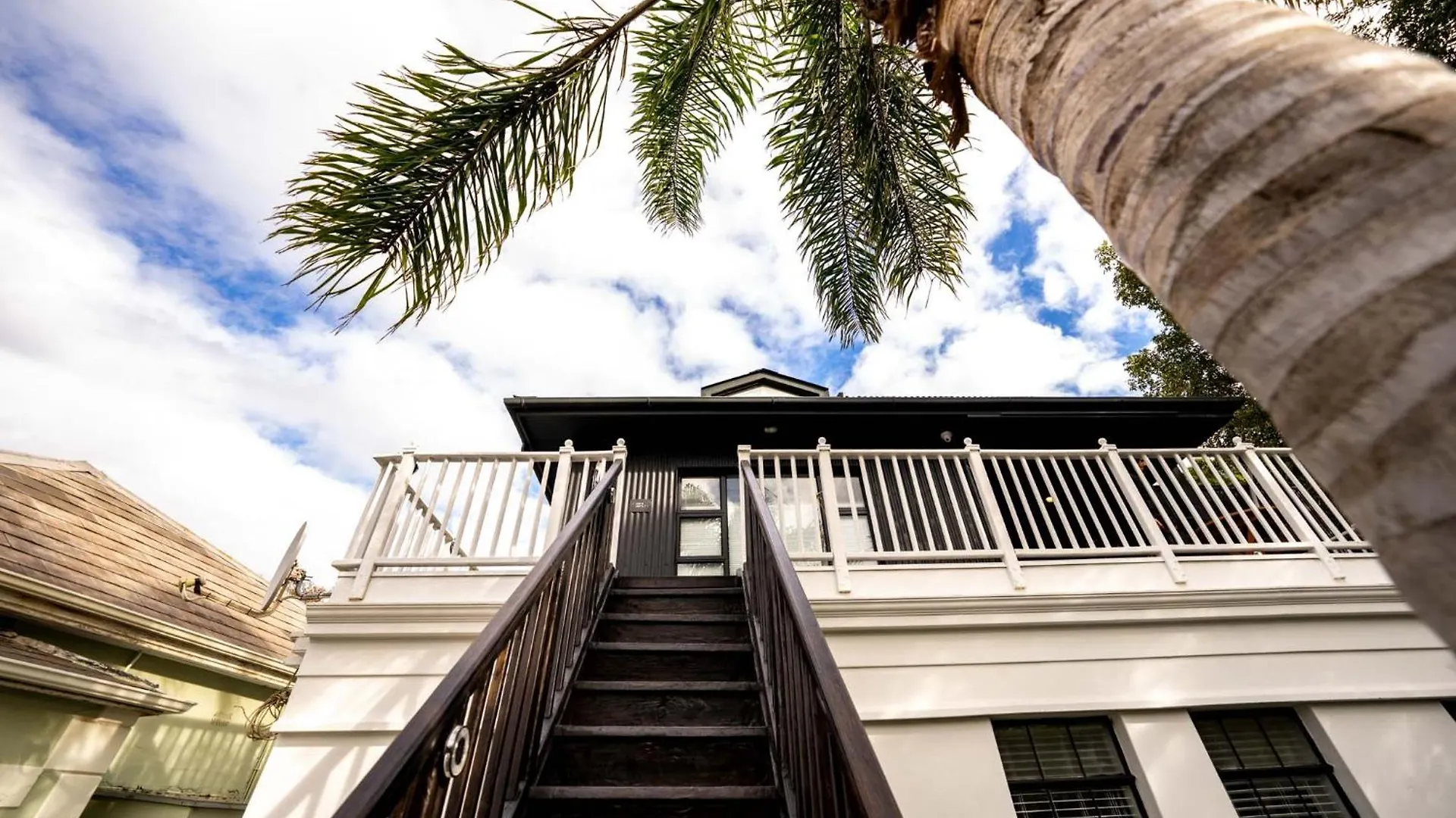 Green Point'S Eyrie - Indulge In An Urban Oasis Κέιπ Τάουν 0*,